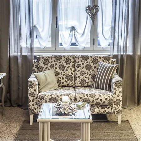 Hotel Le Vigne Di Corvino 3*